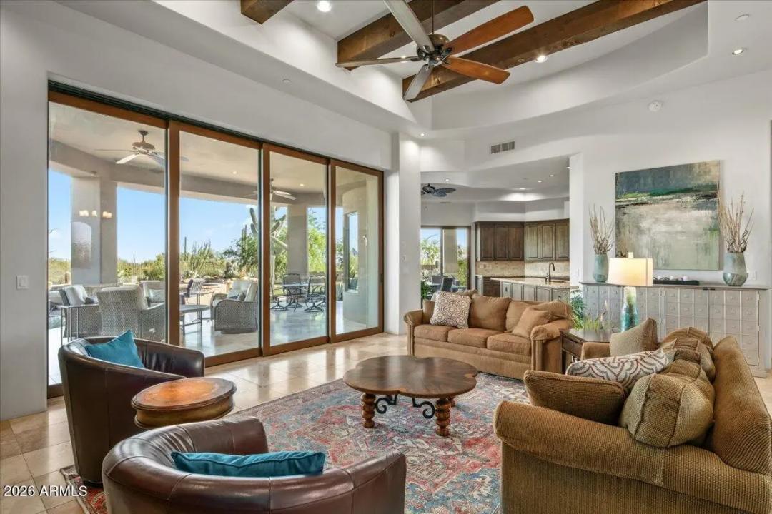 Real Estate Picture 7