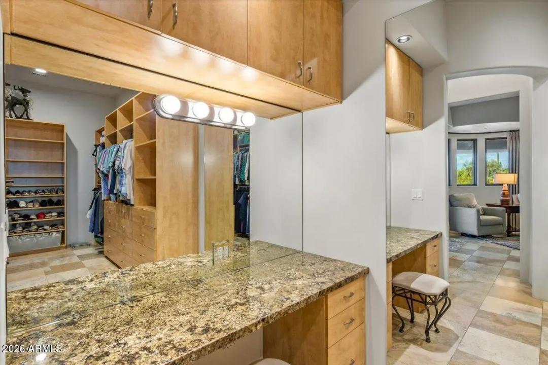 Real Estate Picture 27