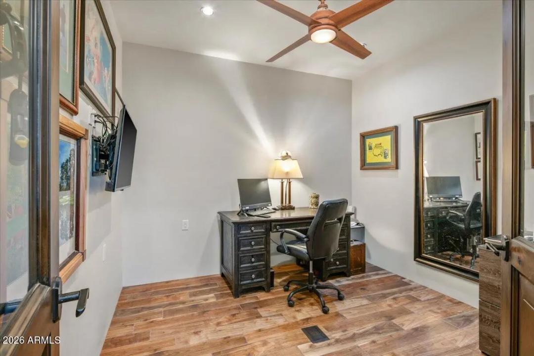 Real Estate Picture 34