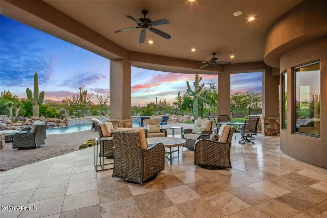 Real Estate Picture 14