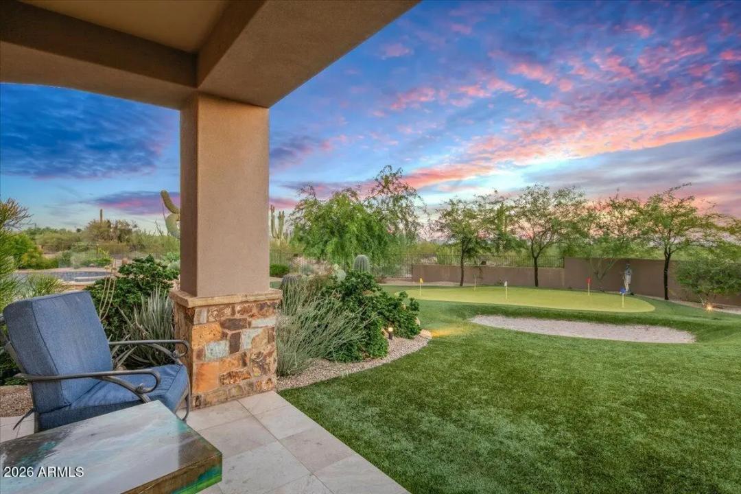 Real Estate Picture 15