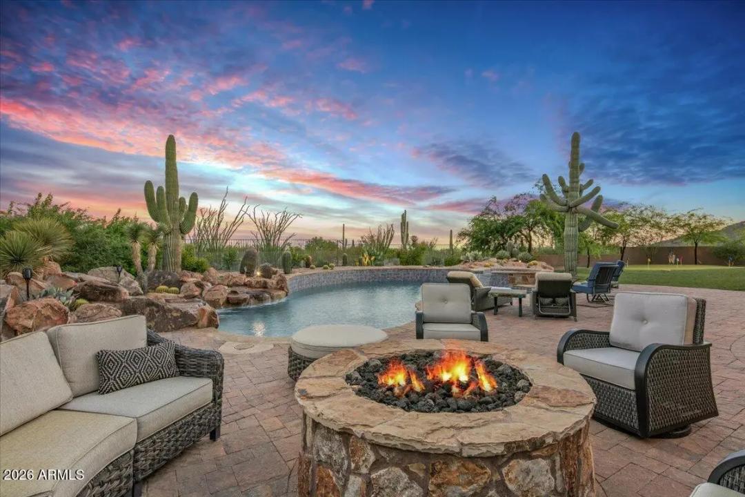 Real Estate Picture 21