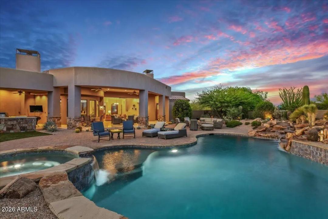 Real Estate Picture 20