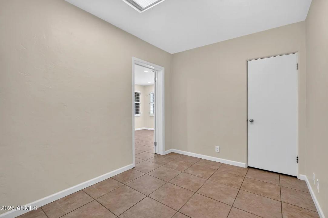Real Estate Picture 19