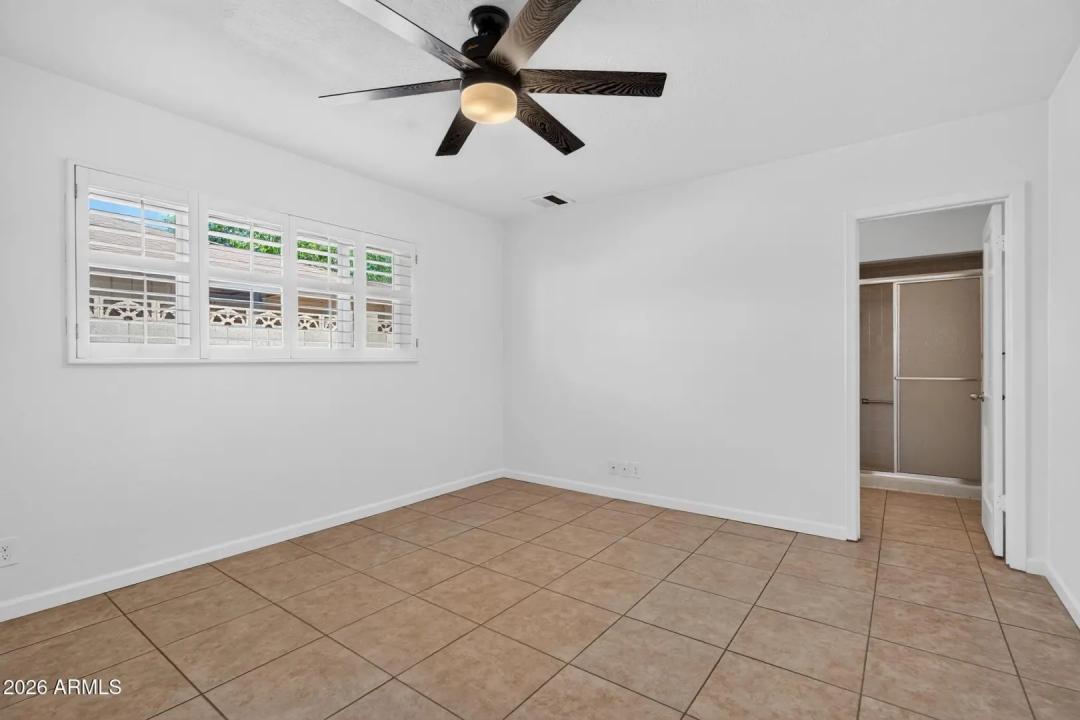 Real Estate Picture 20