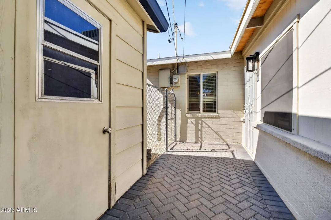 Real Estate Picture 36