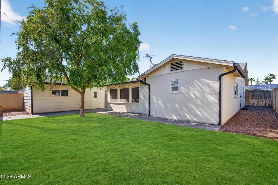 Real Estate Picture 39