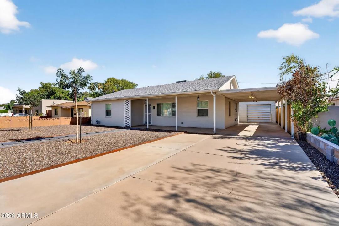 Real Estate Picture 2