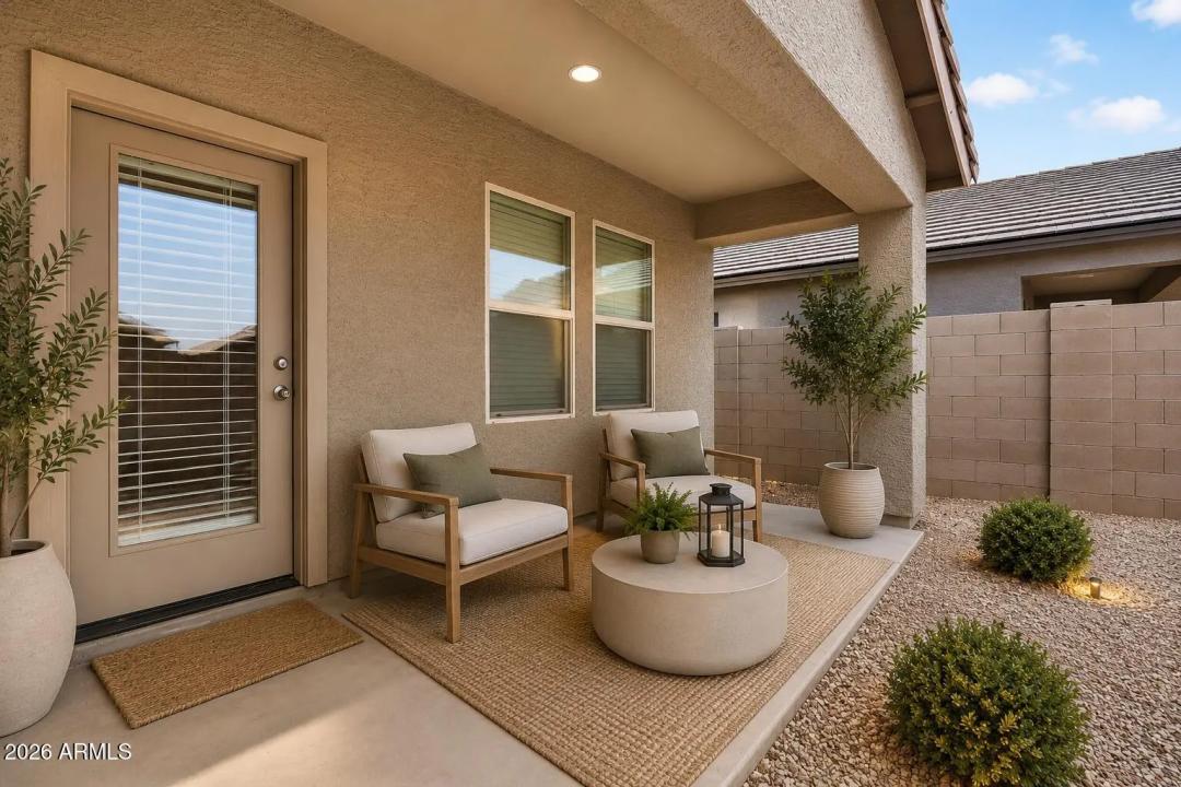 Real Estate Picture 17