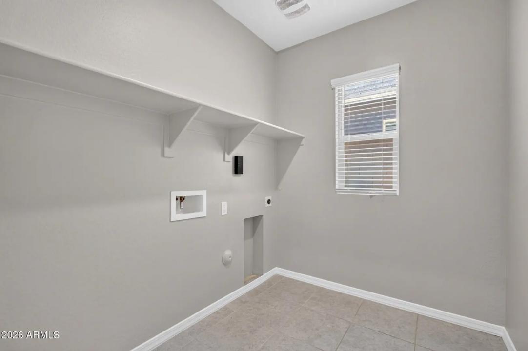 Real Estate Picture 21
