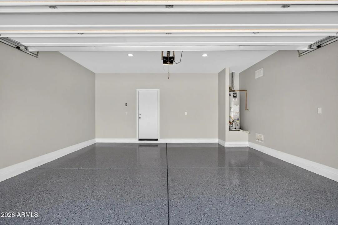 Real Estate Picture 20