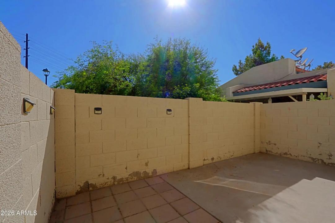 Real Estate Picture 20
