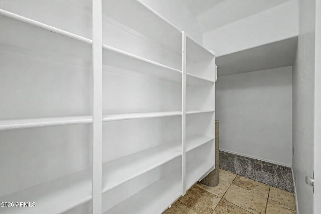 Real Estate Picture 15