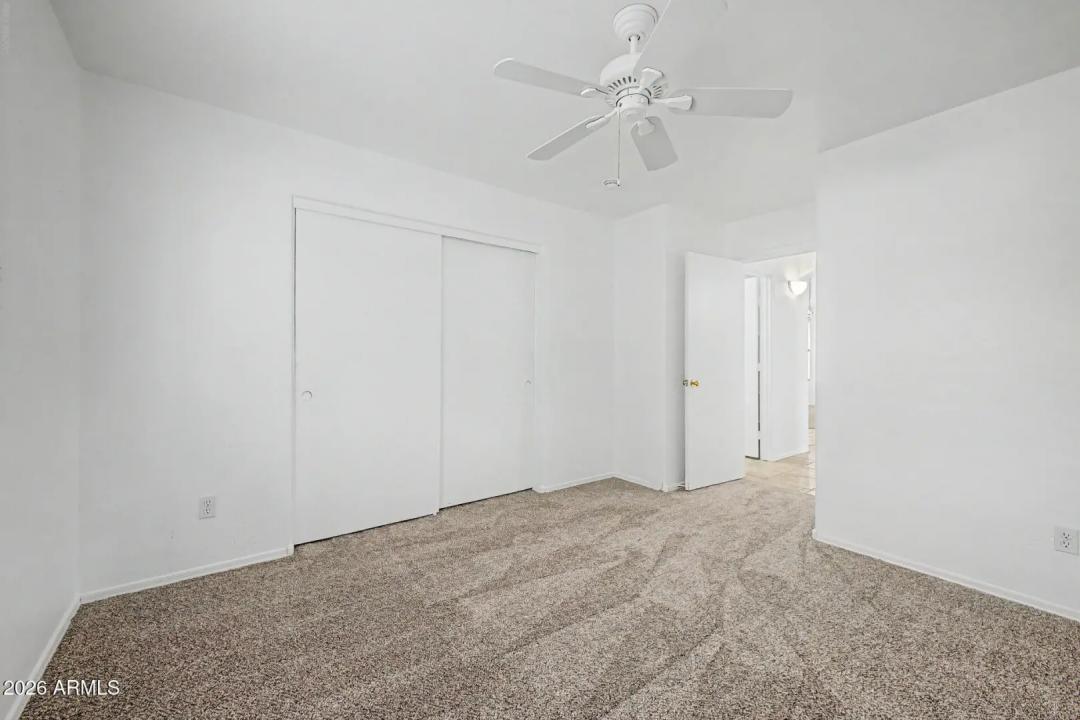 Real Estate Picture 23