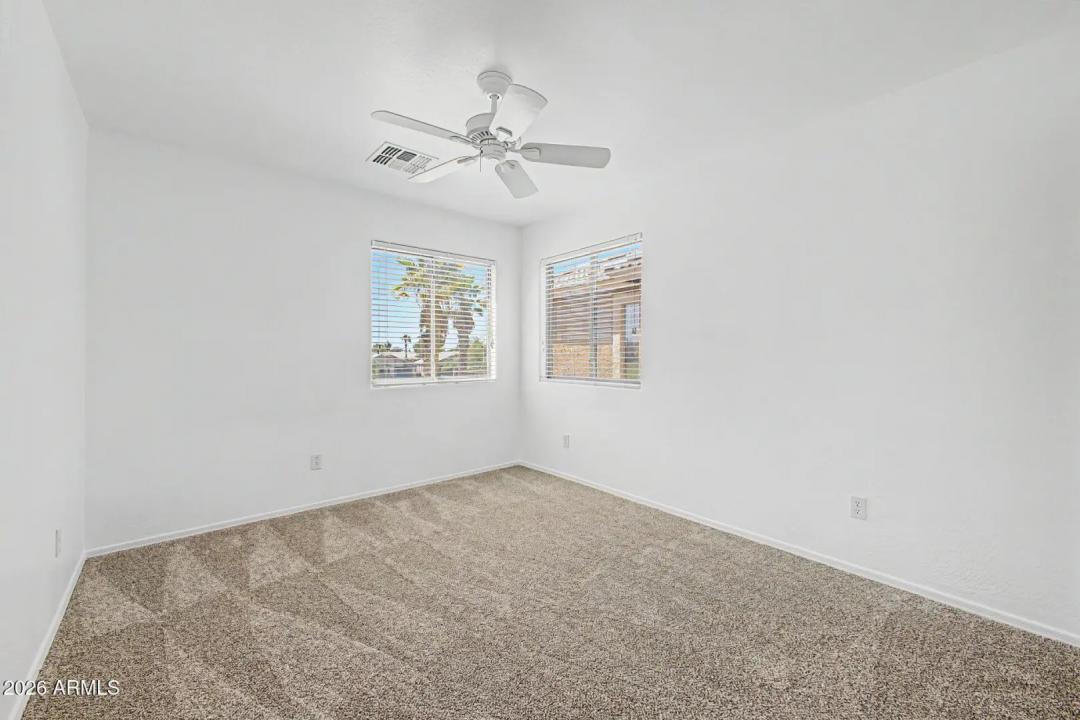Real Estate Picture 24