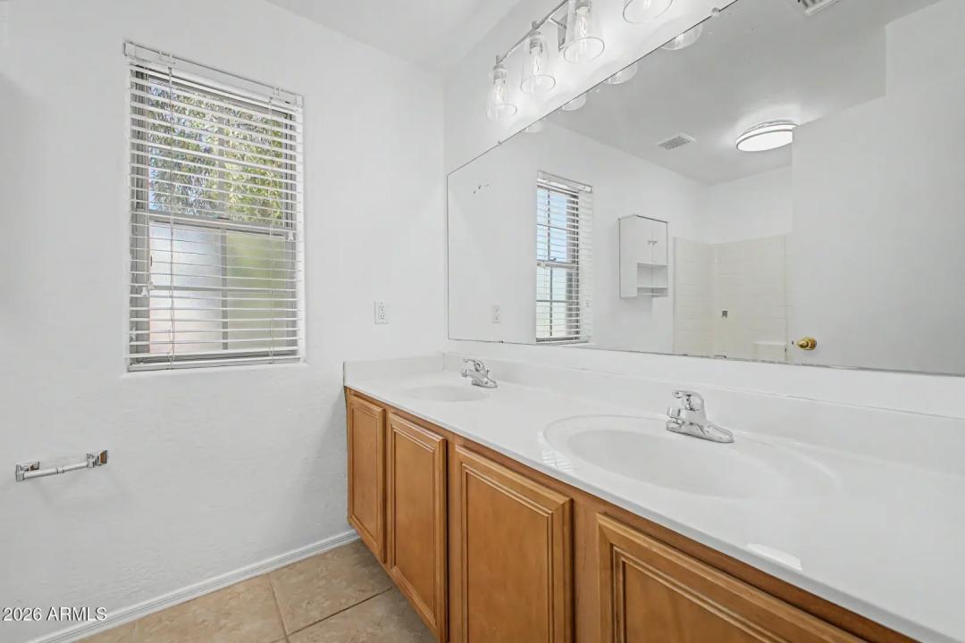 Real Estate Picture 31