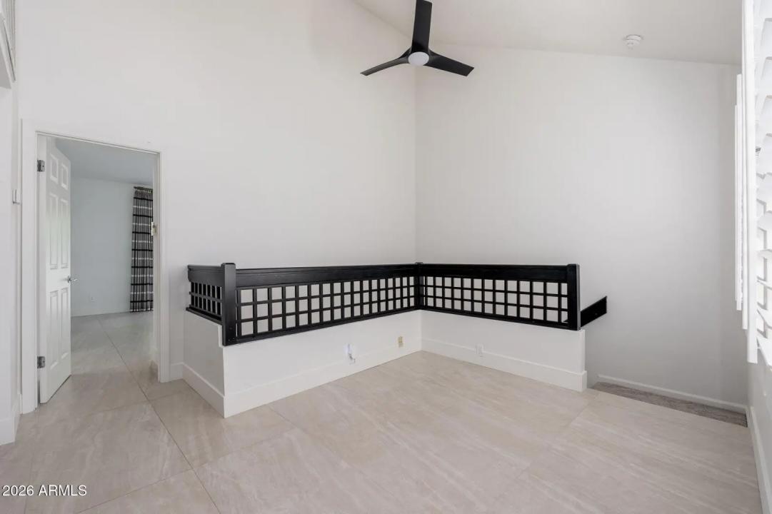 Real Estate Picture 13