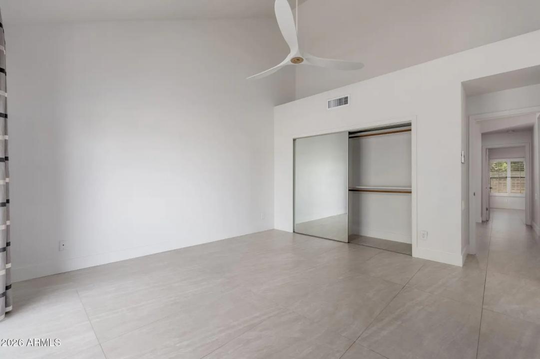 Real Estate Picture 19