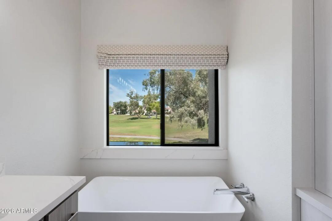 Real Estate Picture 21