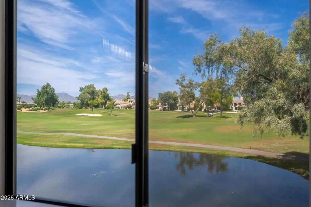 Real Estate Picture 22