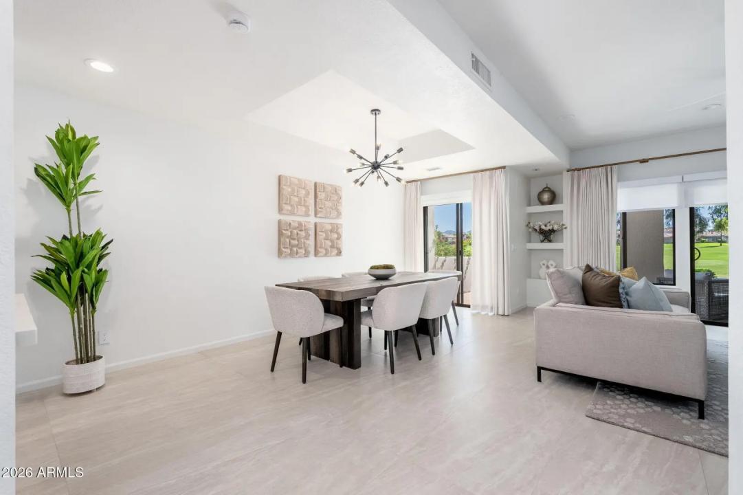 Real Estate Picture 7