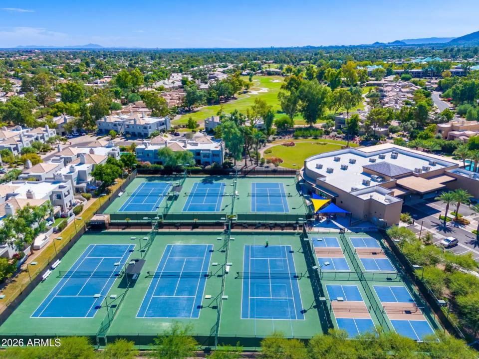 Real Estate Picture 41