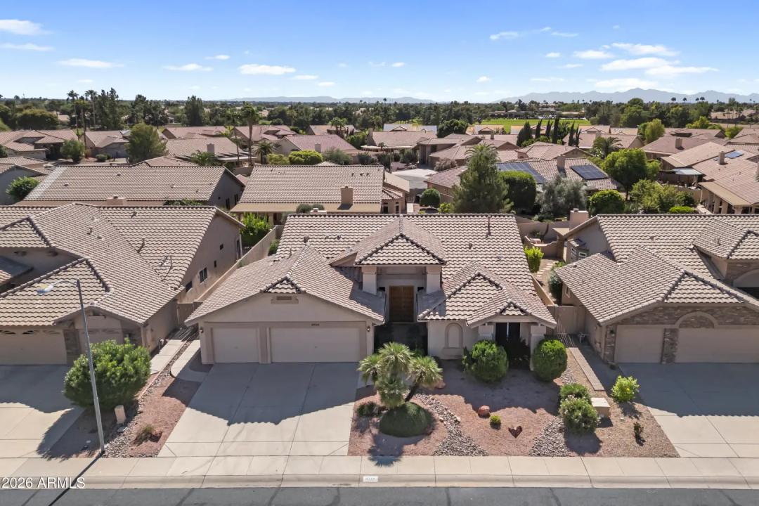 Real Estate Picture 5