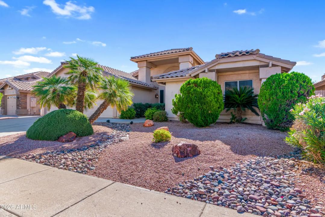 Real Estate Picture 8