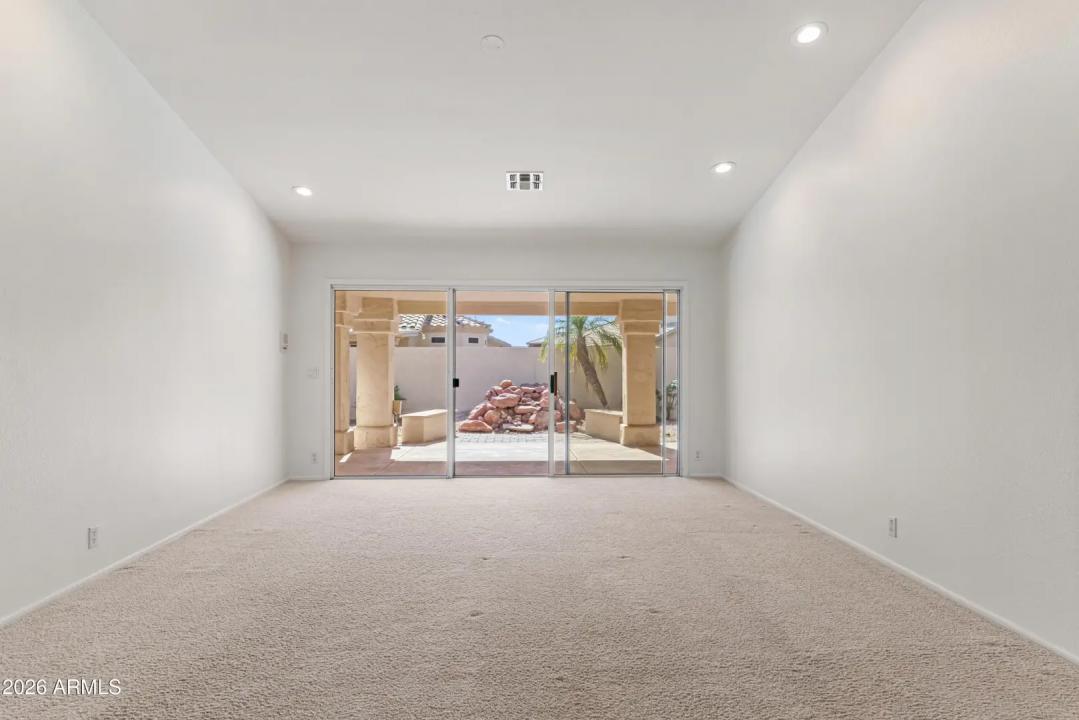 Real Estate Picture 17
