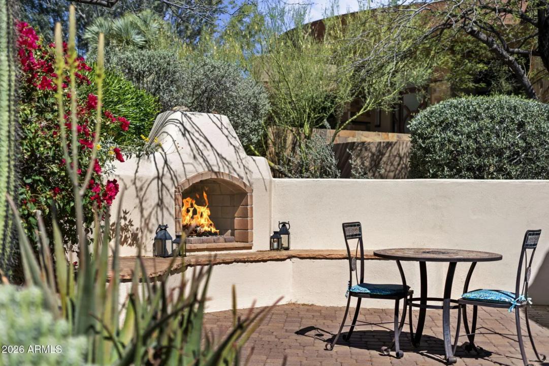 Real Estate Picture 9