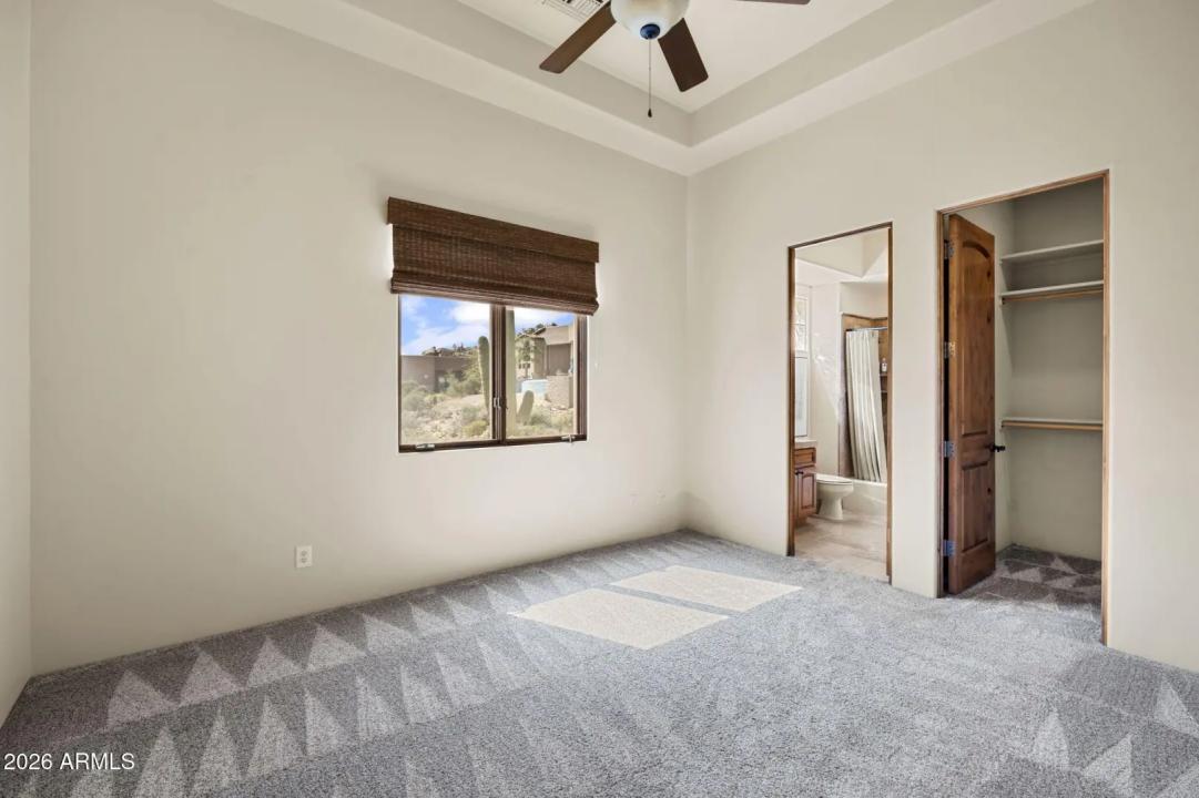 Real Estate Picture 25