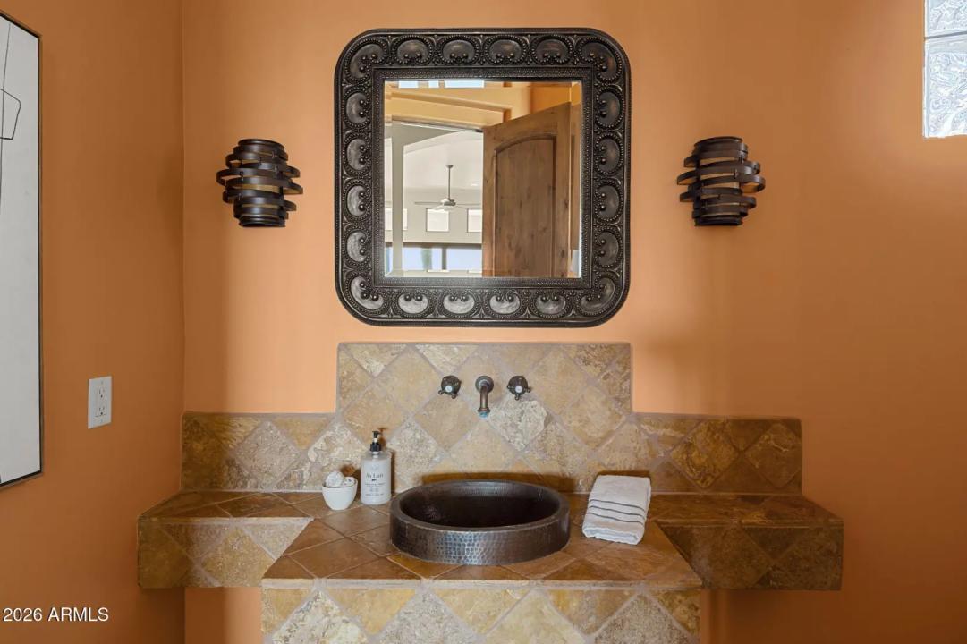 Real Estate Picture 28