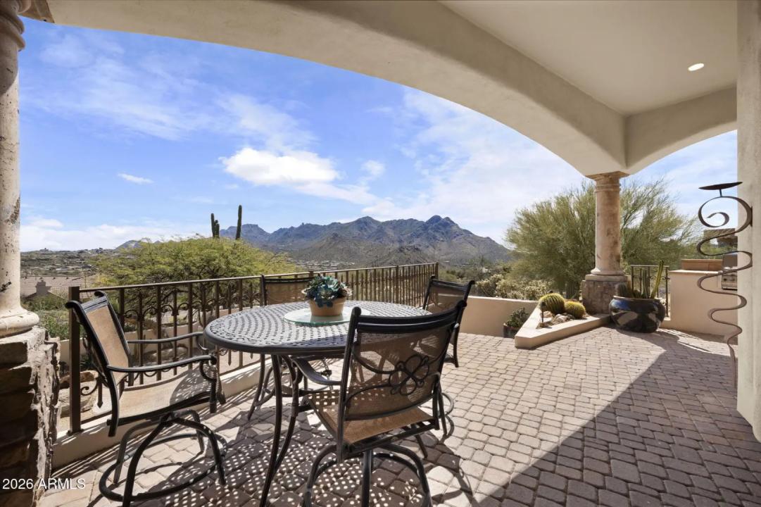 Real Estate Picture 33