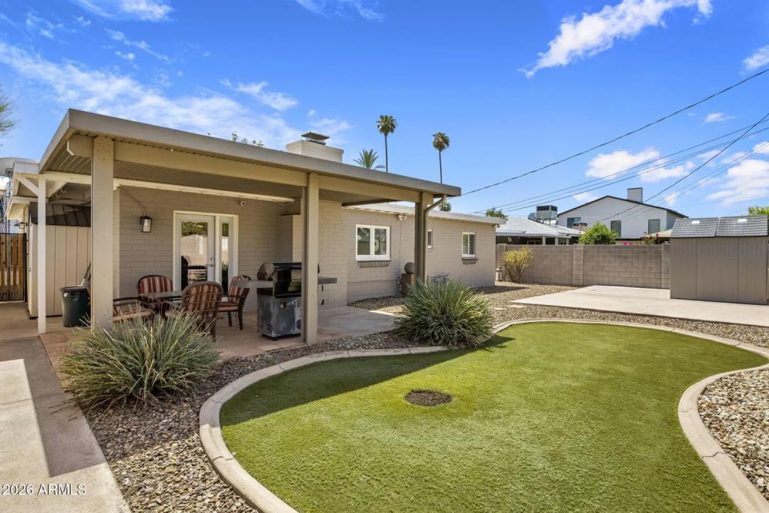 Real Estate Picture 20