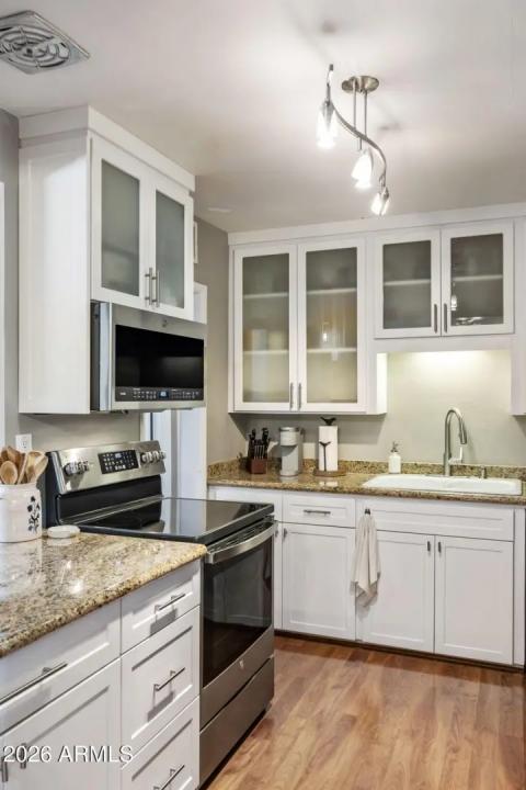 Real Estate Picture 6