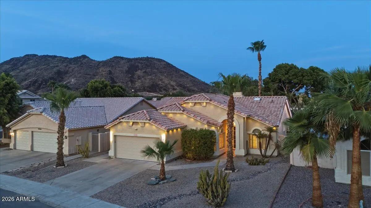 Real Estate Picture 8