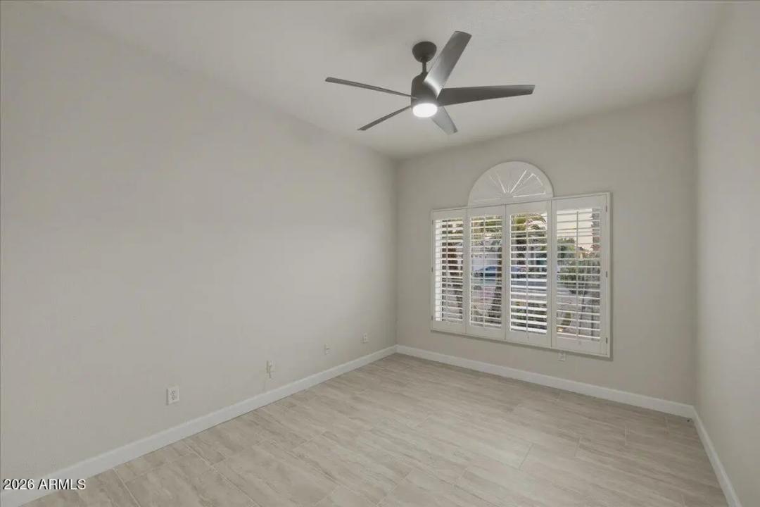 Real Estate Picture 35