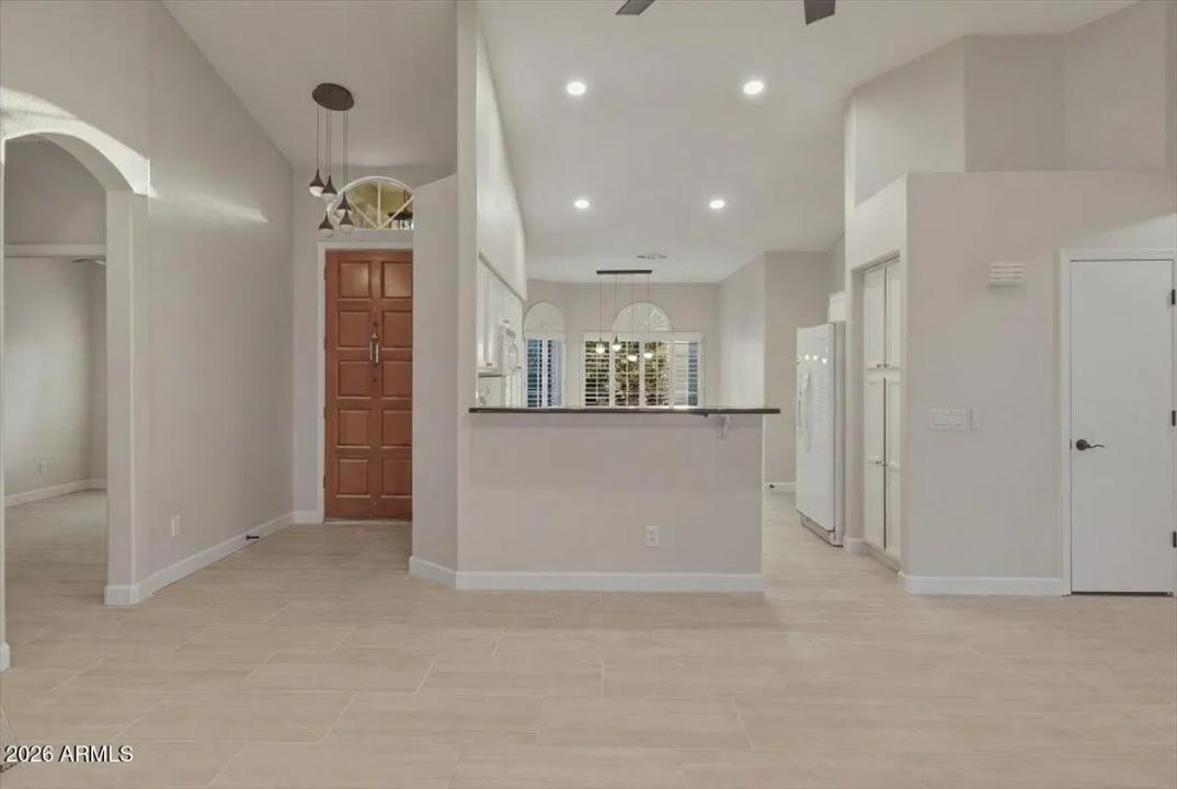 Real Estate Picture 18