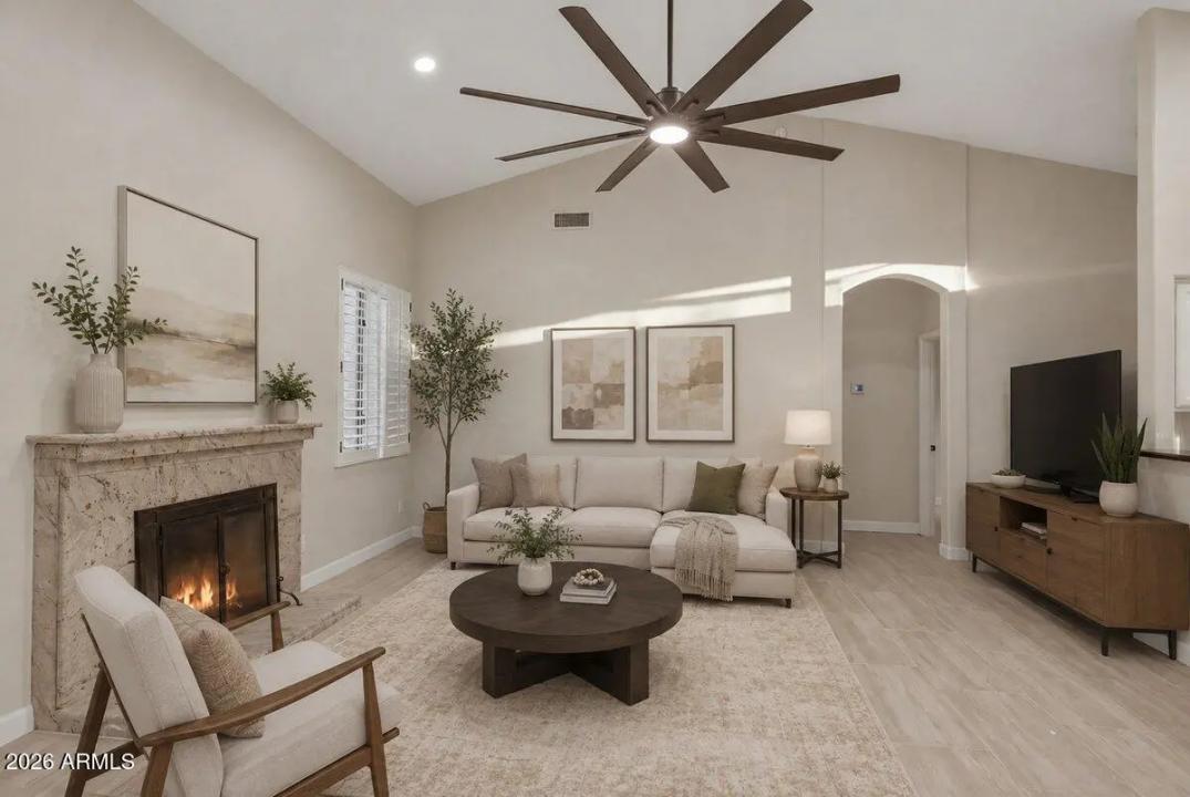 Real Estate Picture 9