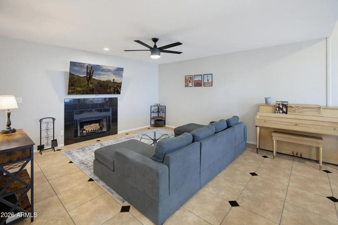 Real Estate Picture 20