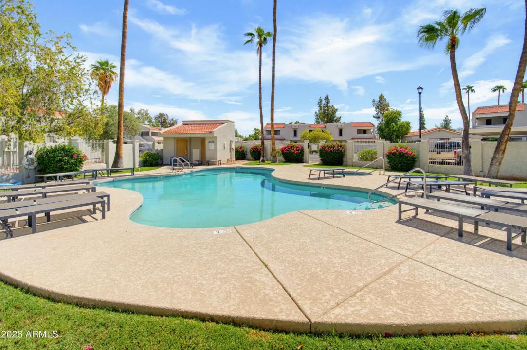 Real Estate Picture 2
