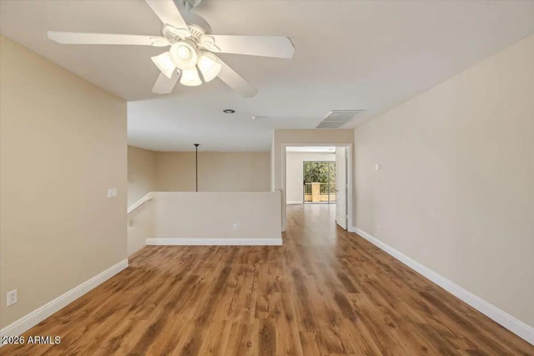 Real Estate Picture 23