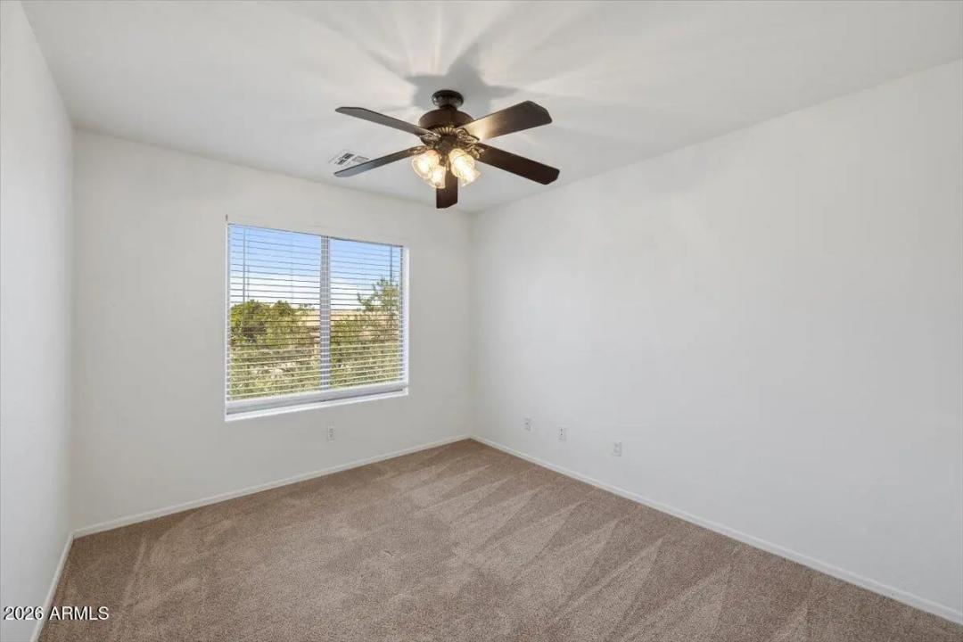 Real Estate Picture 24
