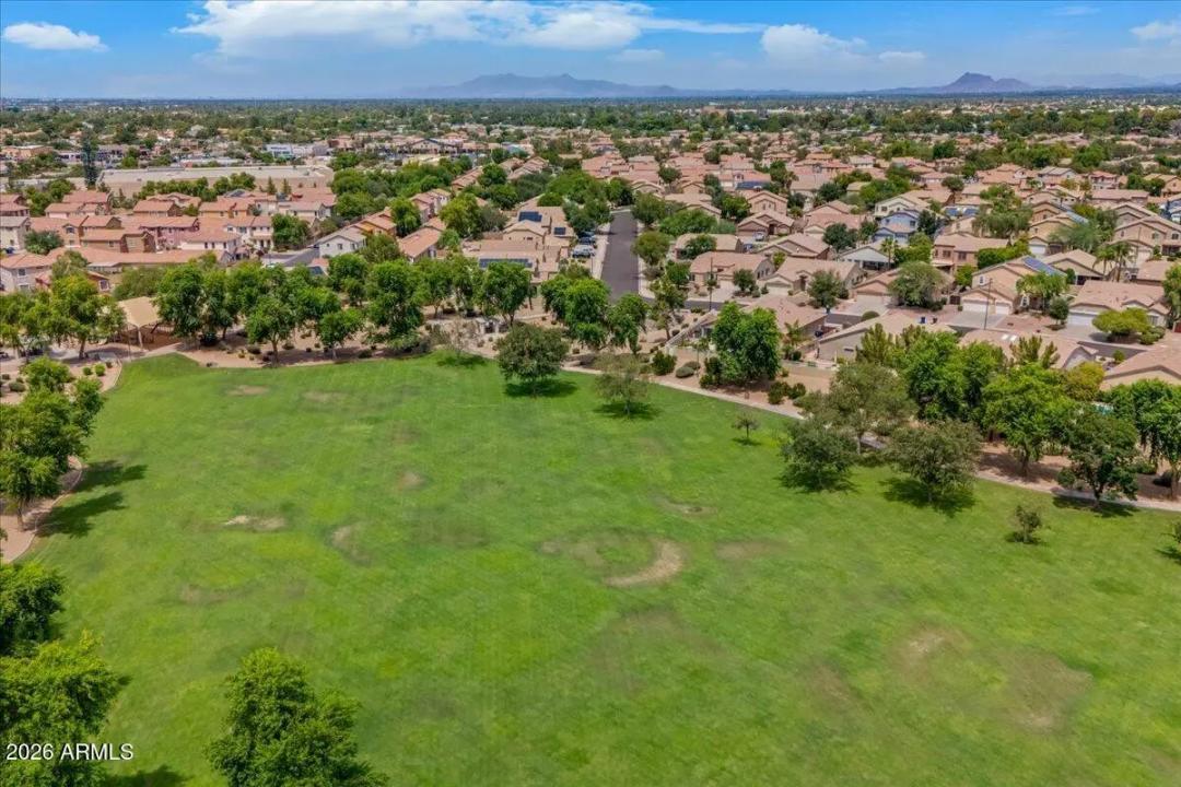 Real Estate Picture 49