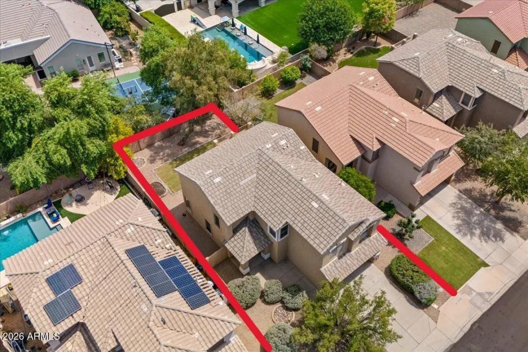 Real Estate Picture 42