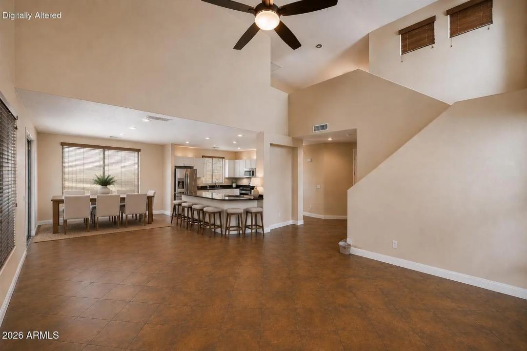 Real Estate Picture 6