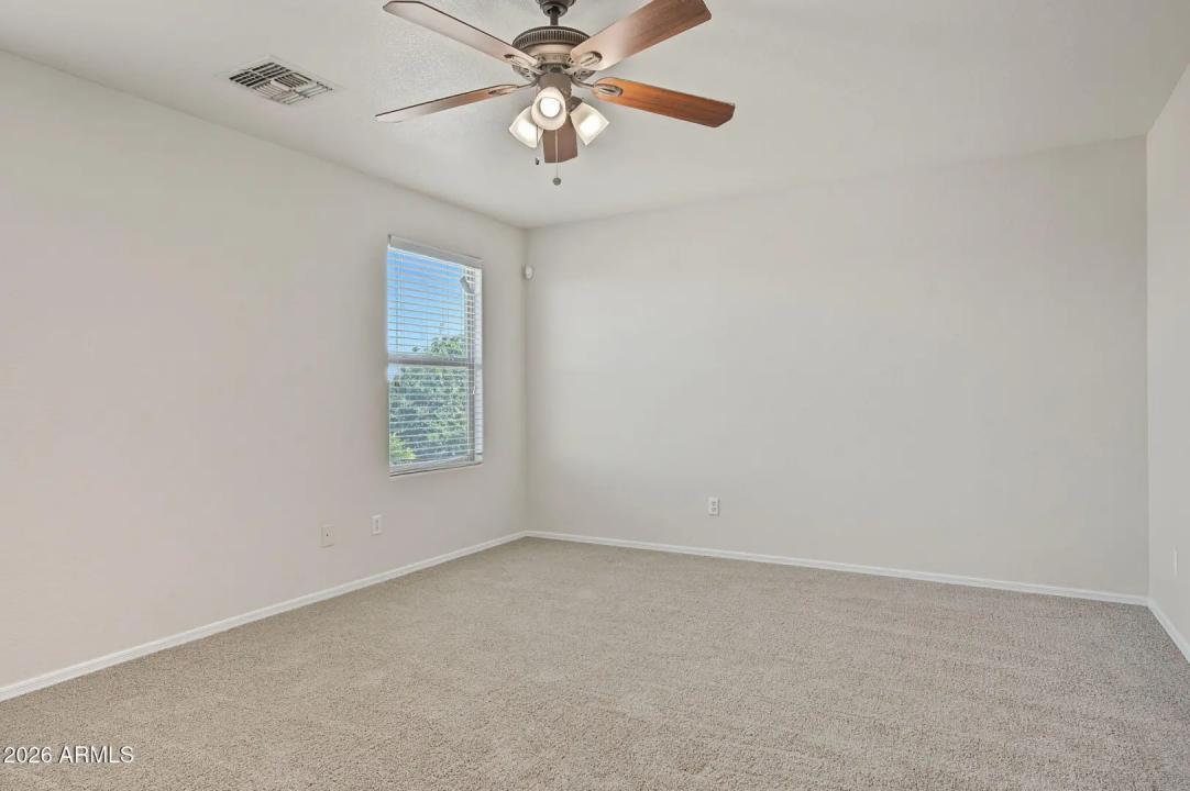 Real Estate Picture 13