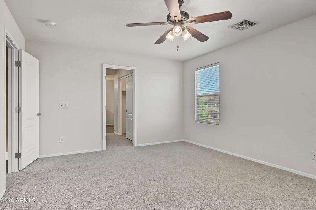 Real Estate Picture 15