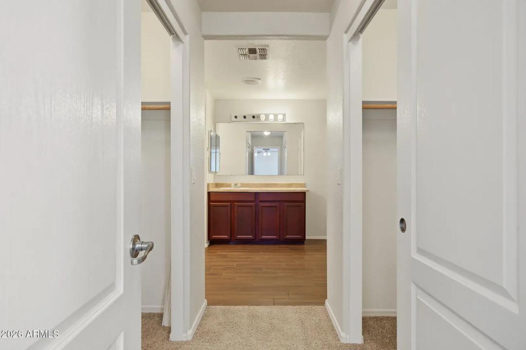 Real Estate Picture 16