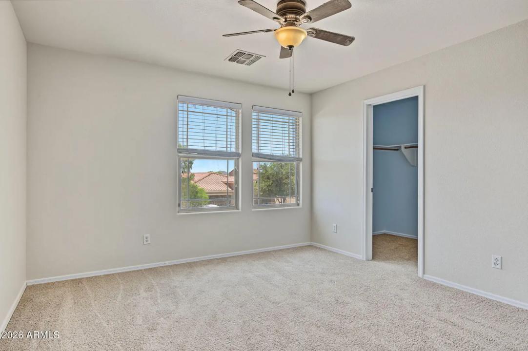 Real Estate Picture 24